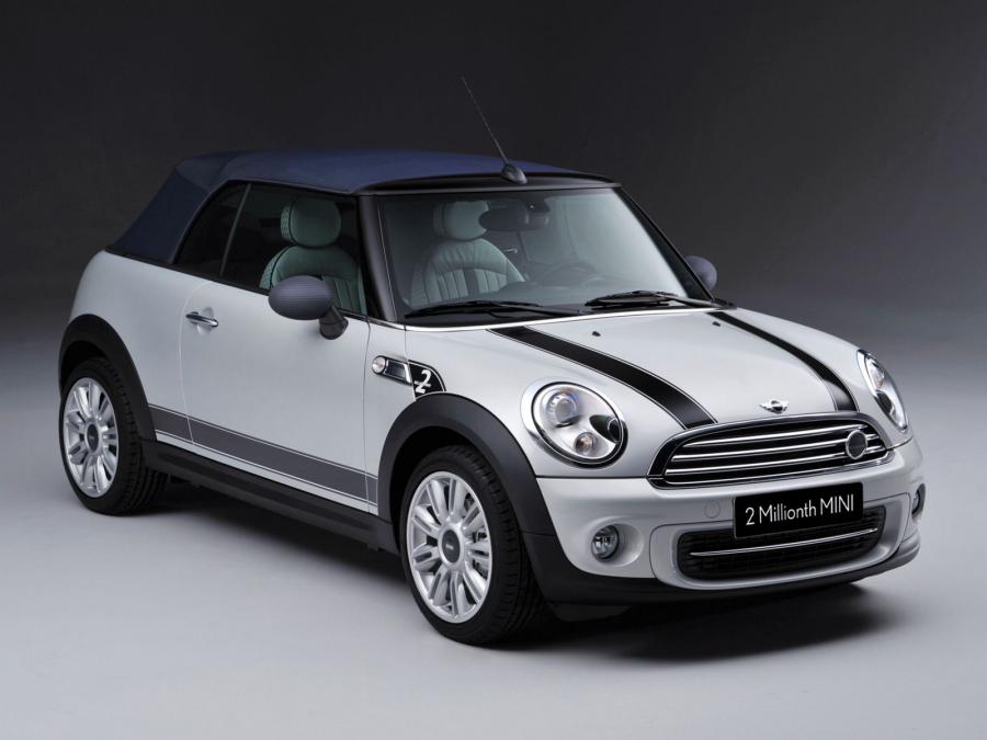  Mini Cooper Cabrio 2 Millions 2011 года  (фото 1 из 12)